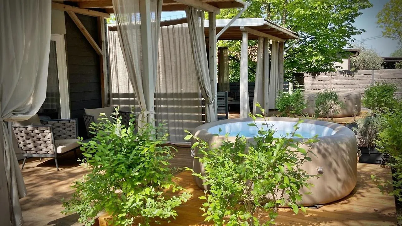 Parco vacanze Boutique Mobile Homes Ulikarovinj (Adults Only)