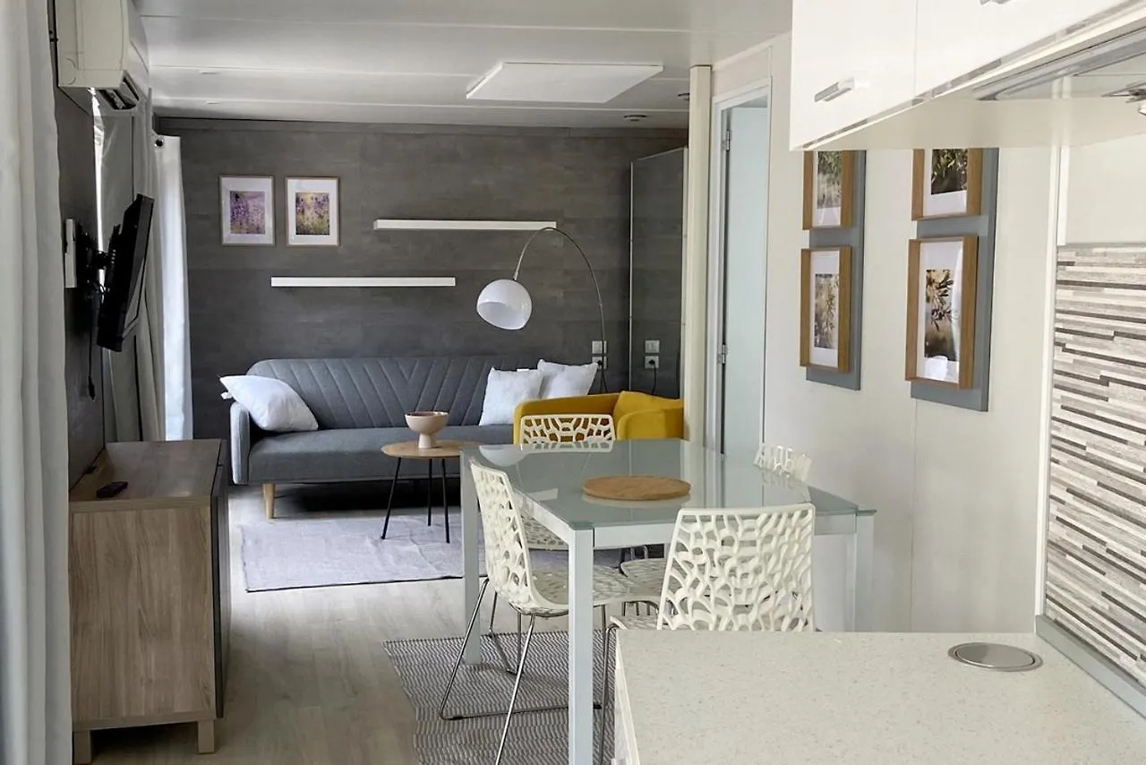 Boutique Mobile Homes Ulikarovinj (Adults Only) Ровинь
